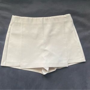 Zara Cream Mini Skort